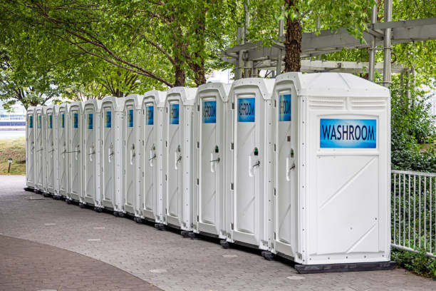 Best Porta potty rental near me  in Chrisman, IL